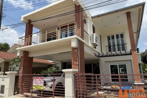 ขายและให้เช่า บ้านเดี่ยว 2 ชั้นพร้อมเข้าอยู่ หมู่บ้านคาซ่าวิว วัชรพล สายไหม โทร: 0958761897