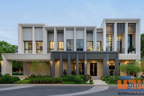 Luxury House For Sale 2 ชั้น Bangkok Boulevard Signature Ram Intra - Phraya Suren คลองสามวา กรุงเทพมหานคร