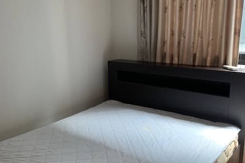 Zenith Place Sukhumvit 42 convenient safe quiet 6th floor BTS Ekkamai