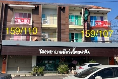 ขายอาคารพาณิชย์ 3 ชั้น 2 คูหา ตำบล สุรศักดิ์ อำเภอ ศรีราชา จังหวัด ชลบุรี