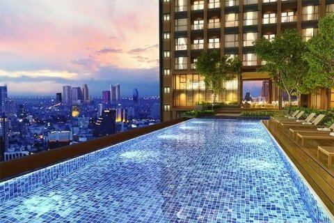ลุมพินี สวีท เพชรบุรี-มักกะสัน