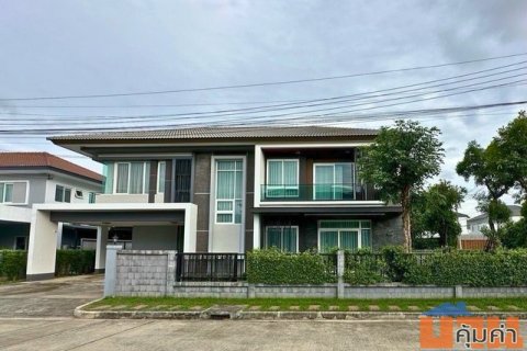 ขายบ้านเดี่ยว 2 ชั้น วรารมย์ พรีเมี่ยม วัชรพล-จตุโชติ ขนาด 121 ตร.วา หลังมุม สภาพใหม่