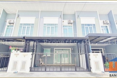 ขายทาวน์โฮม กัสโต้ ดอนเมือง-สรงประภา บ้านสวย สภาพดี ใกล้รถไฟฟ้าสายสีแดง