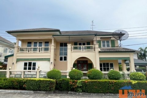 ขายบ้านเดี่ยวหลังใหญ่ 2 ชั้น หมู่บ้านเพอร์เฟคเพลสรามคำแหง 164 ขนาด 132 ตร.ว. ใกล้BTS รถไฟฟ้าสายสีส้ม สถานีสัมมากร
