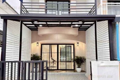 ทาวน์เฮ้าส์ นันทิชา 4 ไทรน้อย ราคาถูก