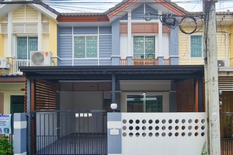 ขาย ทาวน์เฮ้าส์ 2ชั้น 3ห้องนอน ย่านสายไหม ใกล้รถไฟฟ้าสายสีเขียว มบ.พฤกษาวิลล์31 ถ.สายไหม33 รีโนเวทใหม่ พร้อมอยู่
