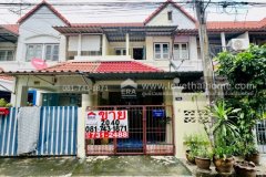 ขายทาวน์เฮาส์2ชั้น เฉลิมพระเกียรติ ร.9 หมู่บ้าน พนาสนธิ์วิลล่า10 ซอย48 หลังบ้านวิวบึงน้ำ 20.4ตรว ใกล้สวนหลวง ร.9