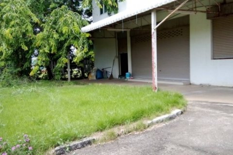 ขายโกดังสภาพดี พิมาย โคราช ขายอาคารและที่ดินรวมเนื้อที่ราว1ไร่ โคราช ห่างถนนใหญ่ ร้อยเมตร ทำเลเยี่ยมราคาถูกมาก