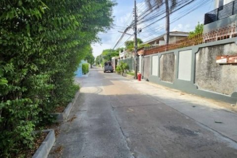 House for rent no furnished no decorate no furnitures at Bang Chak BTS Sukhumvit 93