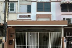 ขายทาวน์เฮาส์ 2 ชั้น รีโนเวทใหม่ พร้อมเข้าอยู่ หมู่บ้านเก้าวัฒนาวิลล่า เลียบคลองทวีวัฒนา บางแค