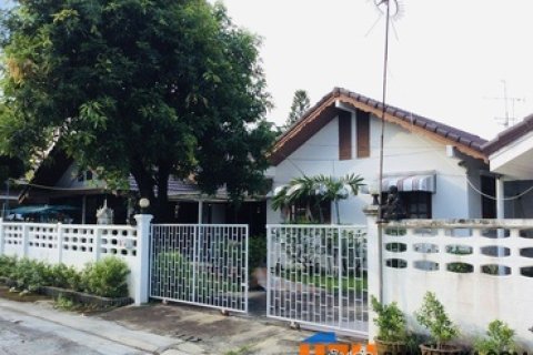 ขายบ้านเดี่ยว หมู่บ้านเสริมมิตร นวมินทร์ 68 ขายบ้านเดี่ยว หมู่บ้านเสริมมิตร นวมินทร์ 68