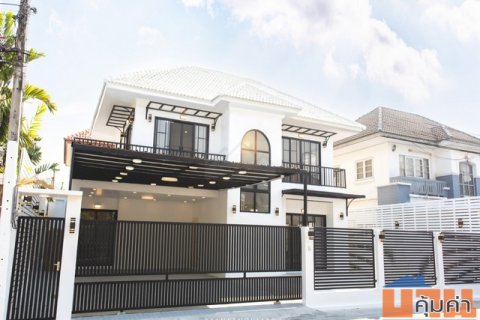 ขายบ้านเดี่ยว 52 ตรว หมู่บ้านรัชดา 3 ลาดพร้าว 80 รีโนเวทใหม่ สไตล์ Modern Luxury เรียบหรู ดูแพง