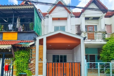 ขาย ทาวน์เฮ้าส์ 2ชั้น ย่านพหลโยธิน ใกล้รถไฟฟ้า เชื่อมต่อถนนหลายสาย มบ.มารวย1 ถ.พหลโยธิน54/1 แยก4 รีโนเวทใหม่ พร้อมอยู่