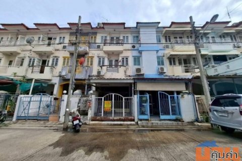 ขายทาวน์เฮาส์ 3 ชั้น หมู่บ้านเอกนคร ซ.ร่วมมิตรพัฒนา แยก3 พร้อมเข้าอยู่ เดินทางสะดวก ใกล้จุดขึ้นทางด่วนรามอินทรา