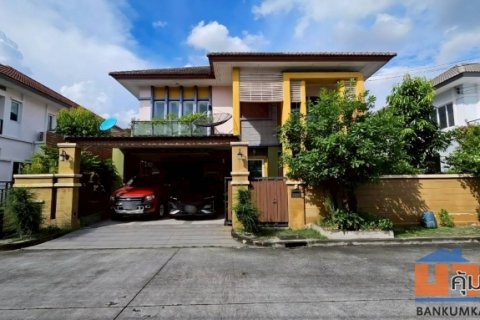 ขายด่วน บ้านเดี่ยว หมู่บ้านบางกอกบูเลอวาร์ด รัชดา-รามอินทรา ซ.01กาญจนาภิเษก 10/1