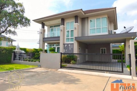 บ้านหรูพร้อมอยู่ The Habitatt Elite เมืองพิษณุโลก บิ้วอินเฟอร์นิเจอร์ ครบเซ็ตพร้อมอยู่