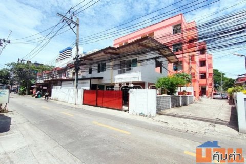 ขาย ขายที่ดิน เนื้อที่ 147 ตร.ว. ลาดพร้าว 81 ใกล้ MRT สถานีลาดพร้าว, Big C, CDC, Food land, Central Eastville, ทางด่วน