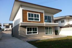 บ้านเดี่ยว 75 ตรว. เสนานิเวศน์ ปลูกสร้างใหม่ สวย ย่านลาดพร้าว วังหิน พหลโยธิน รัชดา เสนาฯ เกษตร โชคชัย 4 ลาดปลาเค้า เข้า