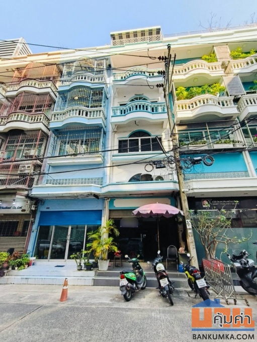 กรานาดา ปิ่นเกล้า-เพชรเกษม