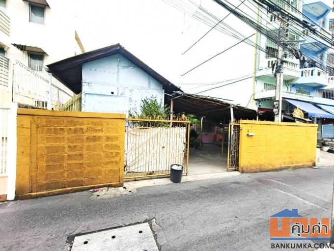 กรานาดา ปิ่นเกล้า-เพชรเกษม