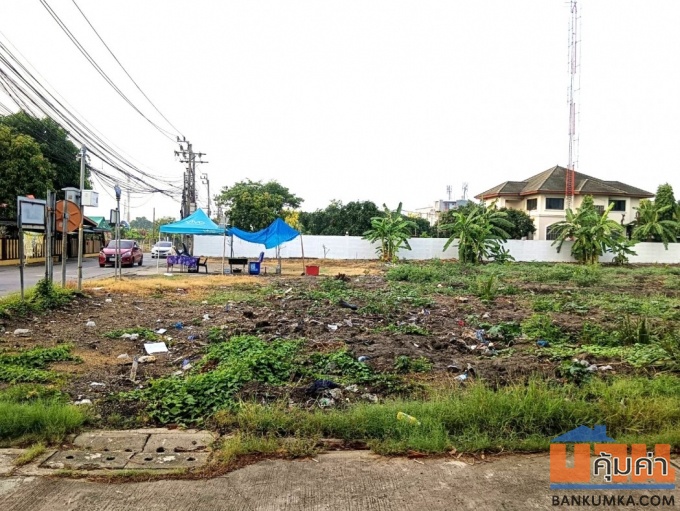 กรานาดา ปิ่นเกล้า-เพชรเกษม