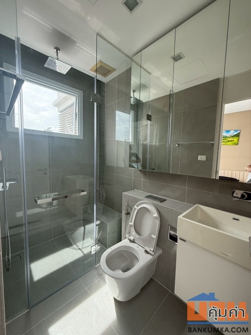 เดอะ เซนท์ เรสซิเดนซ์