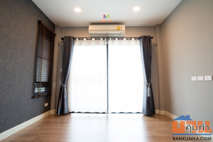 ไลฟ์ บางกอก บูเลอวาร์ด ราชพฤกษ์-ปิ่นเกล้า