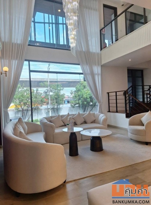 เดอะ พรีเที่ยม บางนา